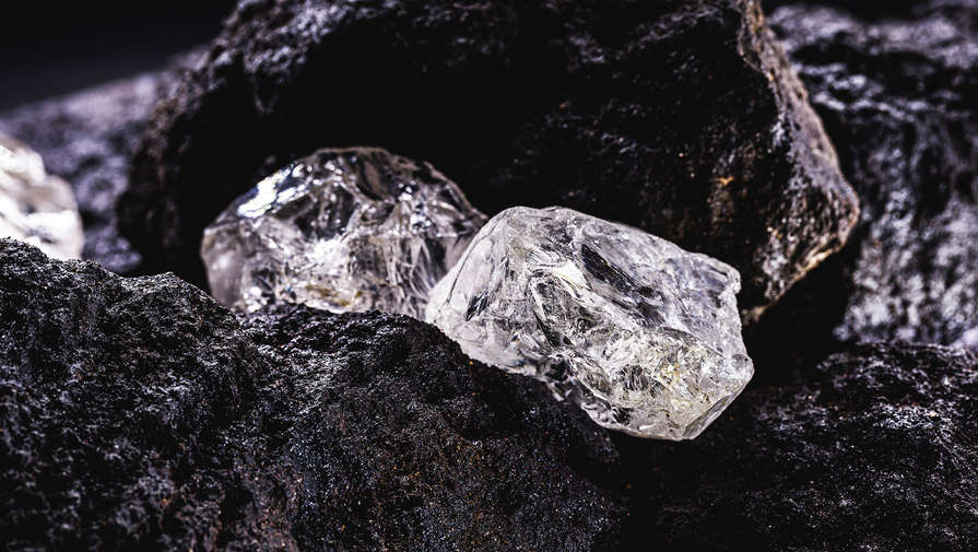 Ученые ускорили производство синтетических алмазов в сотни раз